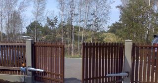 Купить распашные ворота из штакетника Южно-Сахалинск, цена от 2797 руб.